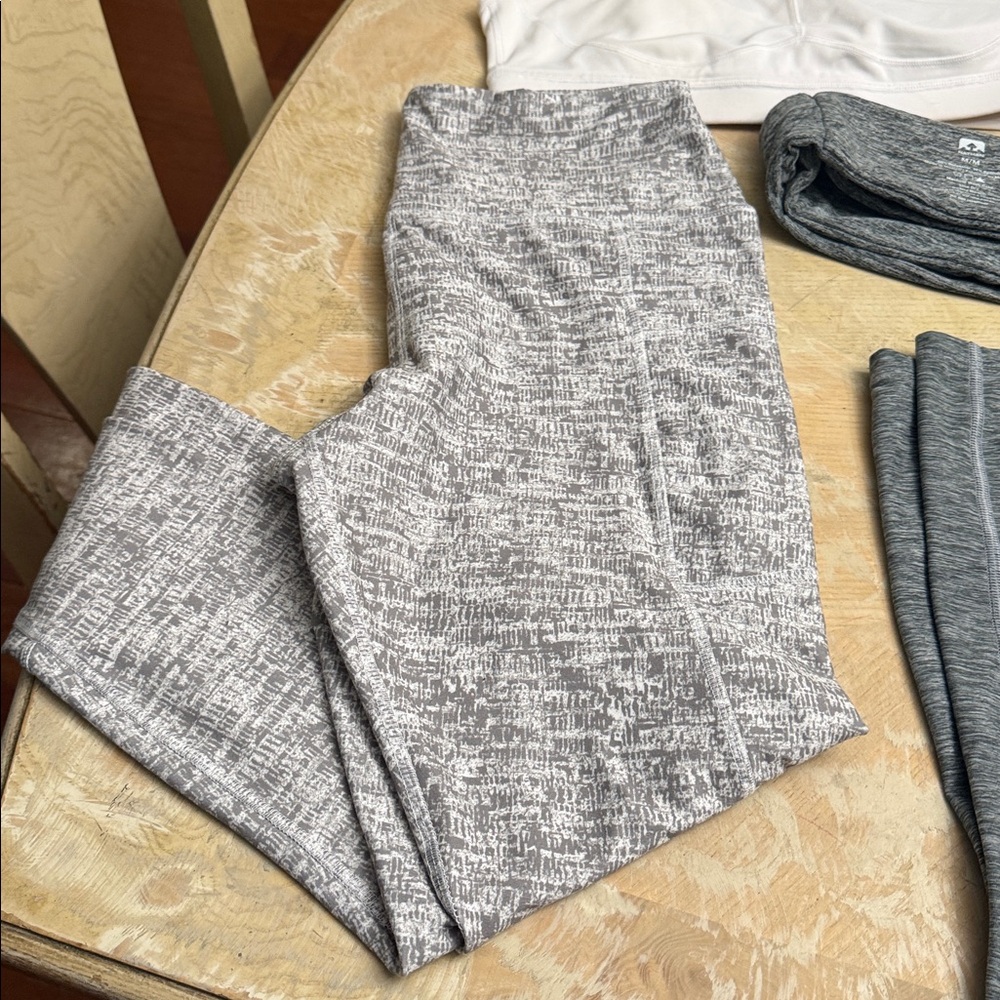 ATHLETIC BUNDLE - image 2